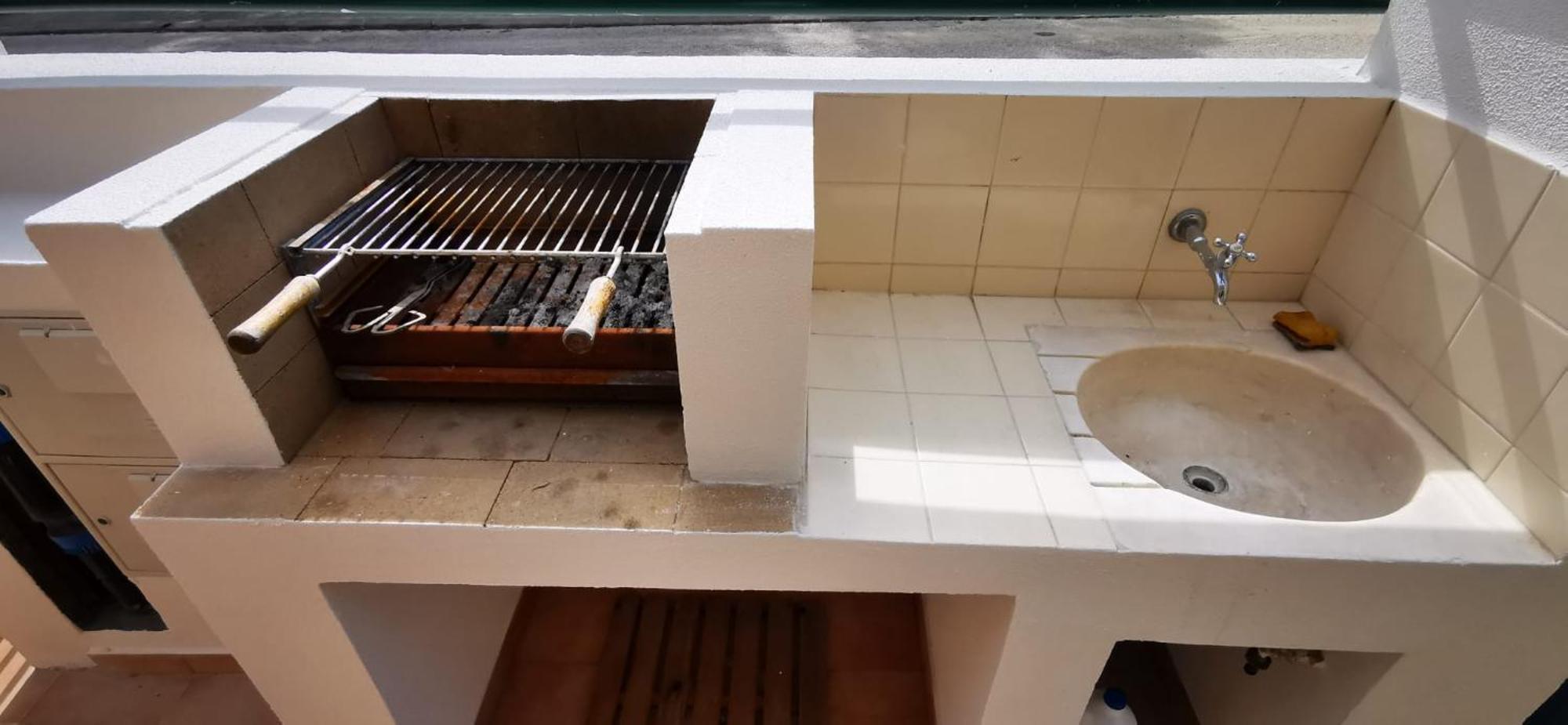 Quarto Duplo Com Kitchenette, Wc E Patio Privativo Corroios Zewnętrze zdjęcie